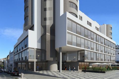 The Bellevue building is the latest and largest development in the heart of Figueira da Foz. Located between the Casino and the Marina, this redevelopment project will bring to the market studio to four-bedroom apartments with stunning panoramic view...