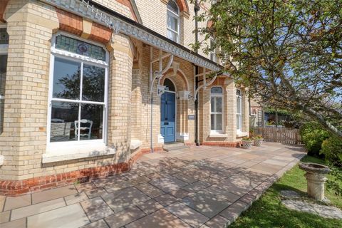 Chartwood is a large detached Victorian building situated in the favoured Torrs Park area of the town which is within walking distance of the town centre, seafront and harbour. The building sits in its own large grounds with driveway at the front and...