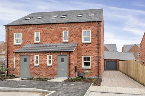 This spacious and high quality brand new home can be described as turn key with a high specification featuring premium flooring, superb quality kitchen with high end appliances and silestone worktops and stylish well equipped bathrooms. GROUND FLOOR ...