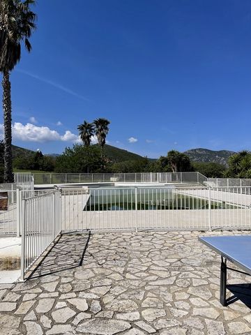 We offer you a rental investment. In St Florent In a tourist region between sea and mountains An apartment of 29 m2 With a terrace of 10 m2 in a tourist complex A few minutes from the port of St Florent and the most beautiful beaches ..... This resor...