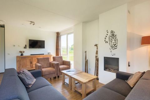 There are a total of 3 group accommodations at Résidence de Weerribben. These are versatile accommodations for a variety of uses. The two 16-person variants (NL-8378-09 and NL-8378-10) can be divided to create 8-person holiday houses (NL-8378-06 and ...