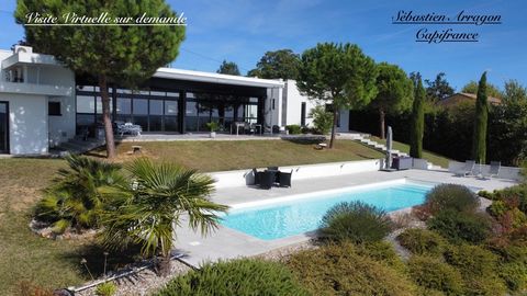 Dpt Lot et Garonne (47), à vendre VILLENEUVE SUR LOT maison P7 de 230 m² - Terrain de 3 500,00 m² - Plain pied
