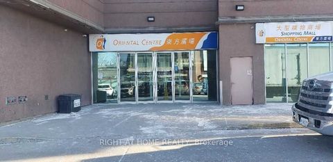 Unit located on Ground Floor Surrounding By HSBC Bank, Best Shop & Travel Agencies. Opportunity for 1st Time Entrepreneur & Small Business, Retail & Professional Office. TTC At Door, Minute to 401. Well Maintained Retail Mall with Many Festival Event...