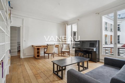 Le Groupe VANEAU vous propose en exclusivité ce beau 3 pièces d'une surface de 63.64 m2 Carrez , situé rue du faubourg St Denis à Paris. Le bien, au 4ème étage par ascenseur sur cour d'un bâtiment calme et sécurisé se compose comme suit : - D'une ent...