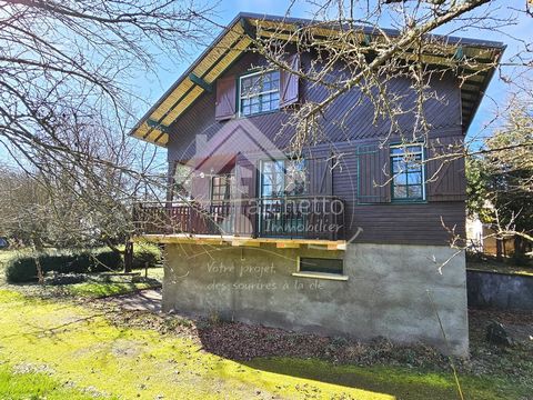 The Falchetto Immobilier agency offers you exclusively in the town of Vendat, this warm chalet-type house built on a basement and its land of about 1600 m2. Located on the outskirts of the village in a quiet and peaceful location, this property will ...