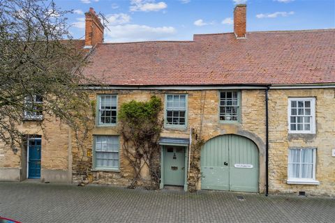 A stone cottage in a prominent High Street location retaining many facets from its original era. This period dwelling has a magnificent inglenook fireplace in the sitting room, exposed timbers throughout and a quarry tiled entrance hall. The Old Penn...