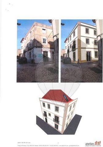 Description Building for sale in the historic center of Setúbal. For total rehabilitation. There is a rehabilitation project for a T0 on the ground floor, a T1 on the first floor and a T1 + attic on the second floor. Excellent potential also to be re...