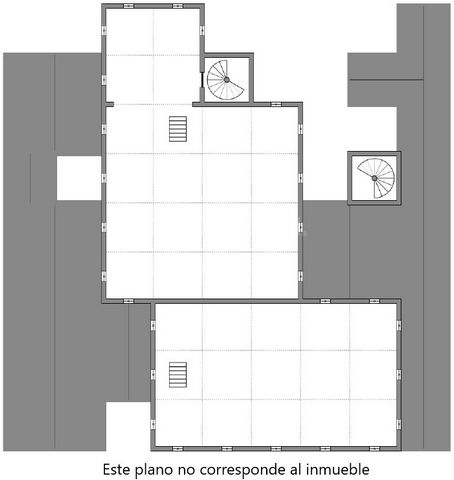 Großartige Investitionsmöglichkeit! Ein Einfamilienhaus mit Garten steht zum Verkauf, das in der Gemeinde Santa Coloma de Gramenet, Provinz Barcelona, komplett renoviert werden soll. Dieses Haus befindet sich auf einem großen Grundstück mit Baumöglic...