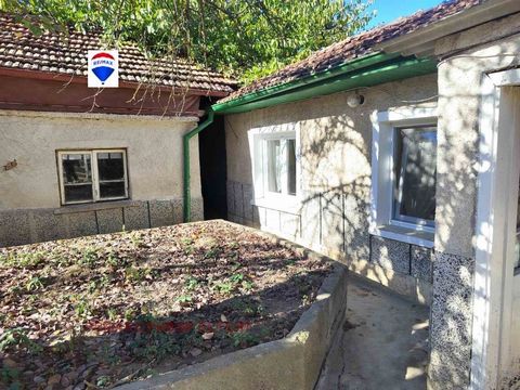 RE/MAX offers its customers a house in the village of Cherven. Located only 30 minutes from the city of Ruse, the village is distinguished by its tourist destination and picturesque views. The house has an area of 185 sq.m. with two entrances on two ...