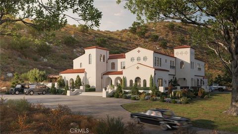 Build your Dream Home in beautiful Old Agoura! Recently approved plans with the City of Agoura Hills, ready to issue upon payment of developer/school tax fees. On the private road at the very end of Chesebro Canyon in the idyllic equestrian, hiking, ...