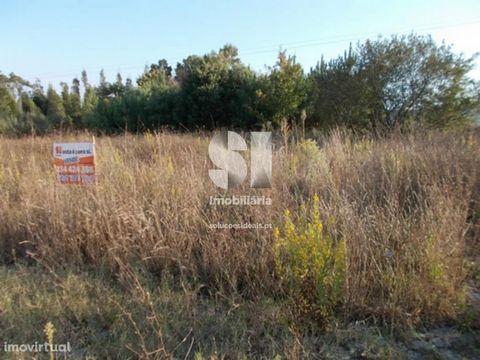 Plot of land with 737 m2, for sale in the parish of Oliveirinha. It allows construction of single-family single-family single-family villa, with a good sun exposure and in a quiet area. We wait for You!