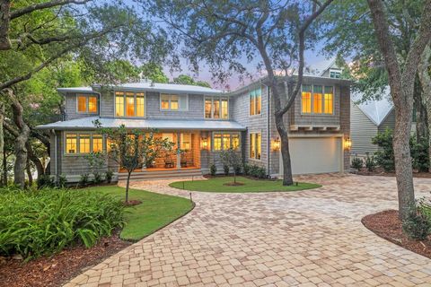 Welcome to this charming coastal retreat nestled in the heart of Inlet Beach, Florida. This beautiful property offers the perfect blend of modern amenities and coastal living, just steps away from the pristine shores of the Gulf of Mexico and Lake Fr...