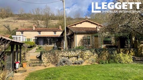 A27333TLO79 - Set within delightful private grounds behind electric gates. Super condition, tastefully renovated throughout. The main house plus the income-generating 1-bedroomed gîte, and the possibility to create more accommodation above the wine p...