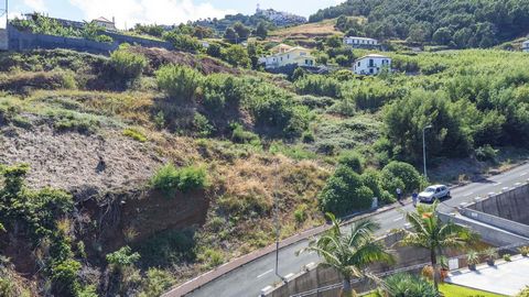 If you are looking for an affordable plot of land for construction, this could be the solution for you, located in Gaula. The property consists of 2 plots with a total area of 1480m2. Sea level elevation: 265m According to the Municipal Master Plan (...