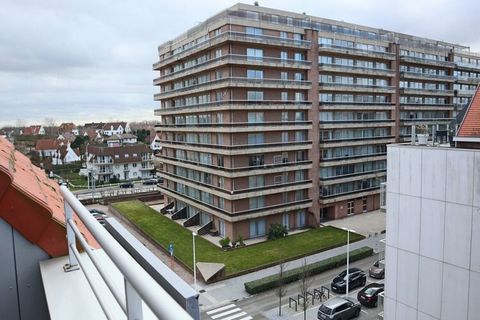 One bedroom apartment centrally situated small pets allowed Located amidst the bustling streets of Nieuwpoort's captivating coastal town, this exceptional apartment epitomizes the epitome of modern comfort and urban sophistication. With its inviting ...