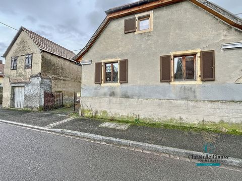 HOUSE 130M2 OBERHERGHEIM, 6.8 ARES OF LAND Only 15 kilometers from Colmar, come and discover this property with a total surface area of 130m2 located on a plot of 680m2. Located in Oberhergheim, this property has 4 bedrooms, one of which is on the gr...