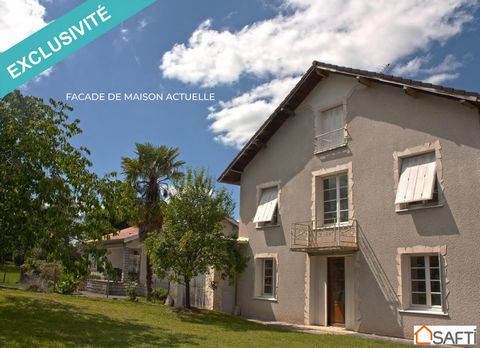 Immediate proximity to Navarrenx on the way to Santiago de Compostela, let yourself be carried away by this healthy 1973 house with great potential of approximately 221m2. It is located on a plot of approximately 1190 m2, wooded and completely fenced...