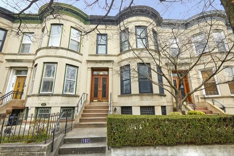 First offer NOT TO BE MISSED renovated and restored to perfection in PLG!!! Built in 1910 and rich in period detail, this 20 foot wide 45 feet deep one family limestone townhouse set on a 100 foot deep lot located in the premier street of the Histori...