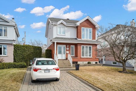 Sought after area; Pierre Boucher. Open concept. Well lit property with lots of windows and beautiful large rooms. Nice spacious land. Three good-sized bedrooms. Master bedroom with walk-in closet. Tastefully renovated bathroom, large shower and sepa...