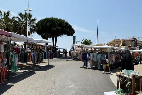 Prachtige accommodatie van 58 vierkante meter gelegen in à La Seyne-sur-Mer. ArrayHet is 58 vierkante meter, omvat twee slaapkamers met meerdere opslagruimtes en is geschikt voor maximaal 2 personen. 4 personen. Je kunt niet anders dan dol zijn op de...