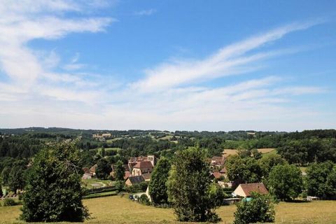 Stary Zamek, rezydencja z XVI wieku zniszczona przez rewolucję, góruje nad wioską Vicq. Stare gospodarstwo zostało odnowione. odnowiony w dwóch gites, które mają całkowicie prywatny taras z trawą. Gite 87G6476: powierzchnia 122 m². Parter: salon z an...