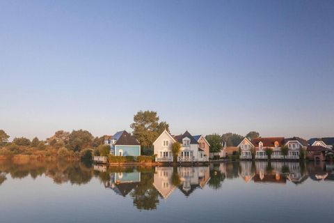 Autovrij vakantiedorp gelegen tussen zee, duinen en meren. Op een prachtige locatie aan de baai van de Somme in Picardië. De kindvriendelijke, lange zandstranden van Fort-Mahon-Plage en Quend bereikt u snel te voet of met de fiets, met de auto of in ...