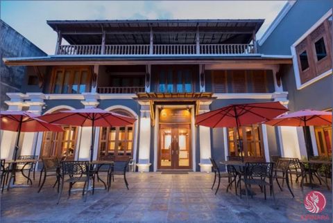 Experience luxury living at its finest with this exceptional four-star hotel nestled in the heart of Chiang Mai’s historic old city. Boasting a prime location just a stone’s throw away from Tha Pae Gate and the enchanting moat, this exquisite propert...