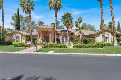 Own the Only Home on Your Street! Sitting on .44 Acre Oasis with a Pool and Lush Landscaping! One of a kind Dream Home in Exclusive Canyon Gate Country Club! Single Story Home in a Custom Home Neighborhood with Secondary Security Gate. This home feat...