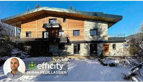 EXCLUSIVE SHARED MANDATE POSSIBLE - 74300 - LES CARROZ D'ARÂCHES - 370 M2 CHALET COMPRISING 3 INDEPENDENT APARTMENTS - LARGE PLOT OF 1680 M2 - 200M FROM THE CENTER AND LEISURE ACTIVITIES - RESIDENTIAL AREA OF ​​SERVERAY - QUIET - RECENT COMPLETE RENO...