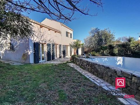 Saint-Maximin-la-Sainte-Baume 83470, à 30min d'Aix-en-Provence . Située dans un quartier calme et rechercher de Saint-Maximin découvrez cette maison de 2018 atypique avec conformité RE2020. Positionner sur une parcelle d'environ 500 m² cette maison s...