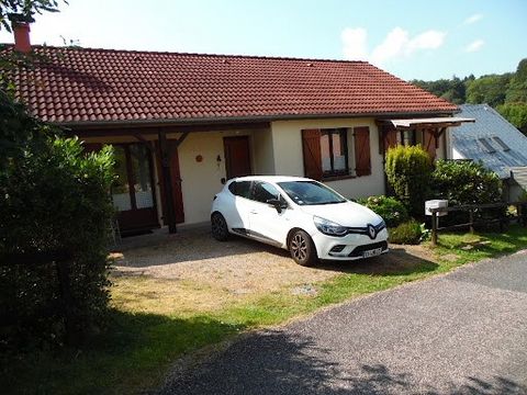 GRANDRUPT (Vogesen) PATRICE DENIS bietet Ihnen ein neues Haus von 90m² im Souterrain Das Hotel liegt in der Nähe des Hantz-Passes in einem kleinen ruhigen Dorf Eingang, Einbauküche, Wohnzimmer Esszimmer mit Kamineinsatz, 3 Schlafzimmer Untergeschoss:...