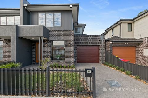 Beautifully crafted and exuding modern sophistication with low maintenance appeal, this contemporary four bedroom, three bathroom delight is luxuriously designed and boasts a large northerly-oriented courtyard with barbeque terrace perfect for entert...