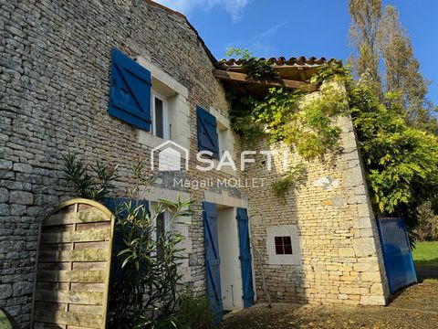 Située à seulement 5 km de Saint-Jean-d'Angély, à 20 minutes de Saintes et 25 minutes de Cognac, cette propriété bénéficie d’un cadre paisible tout en étant proche des commerces et écoles. Le terrain de 575 m² offre un jardin à aménager, un espace de...