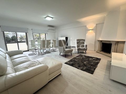 Renovated 3-bedroom apartment with garage and storage room in the center of Lisbon. An excellent option to live in the center of Lisbon, close to all services, shops and transport, in a very well-kept building, The apartment is rented furnished and e...