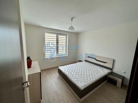 Top Estate Real Estate vous propose un appartement d’une chambre dans l’un des quartiers les plus développés et les plus prisés pour l’achat d’une maison, à savoir le quartier de Svetlana. Buzludzha, ville de Veliko Tarnovo. Le quartier est calme, bi...