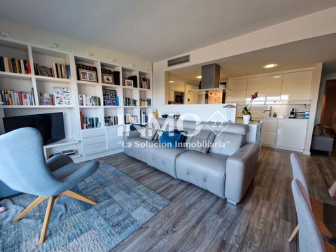 This stunning penthouse, located on the seafront in the exclusive area of Horta de Santa Maria in Cambrils, is a unique gem that has no comparison in the area. Its privileged location offers you the best of both worlds: the tranquility of living by t...