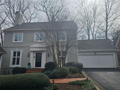 Bright and spacious home in popular Ridgemere Subdivision. Close-in the heart of Sandy Springs near City Springs, restaurants, shopping, parks and more! Large rooms, high ceilings and ready to move in! Three bedrooms and 2.5 baths on second story wit...