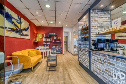 iad France - Cécile Caradec ... vous propose : Fonds de commerce – Salon de coiffure mixte / Barbier – Centre-ville de Coulommiers (77) Situé en plein cOEur du centre-ville de Coulommiers, ce salon de coiffure mixte et barbier bénéficie d’une excelle...