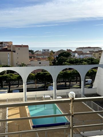 Appartement au village, 3 chambres, climatisé, vue mer