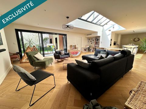 Loft en hyper centre avec son jardin et son garage.