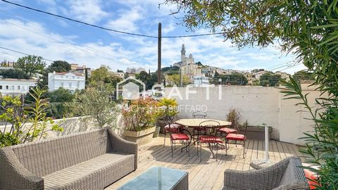MAISON CONTEMPORAINE AVEC VUE MER ET PISCINE À BOMPART