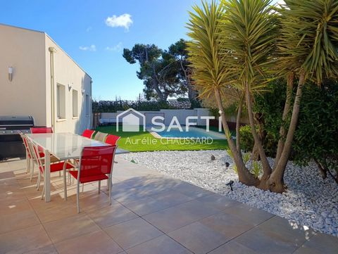 plein pied, 4 faces, 4 chambres, jardin, piscine, garage