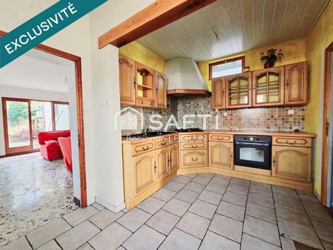 Maison semi-individuelle avec jardin et dépendance