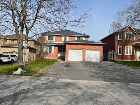 Bright, Clean, Spacious 2 Story Home With A Good Size Back Yard With 4 Larger Bedroom 3 Washrm Detached House In Safe And Quiet Major Oaks Neighbourhood. Rooms With Floor To Ceiling Closets In Each Room. 2 Full Washrooms Plus A Powder Room. Full Size...