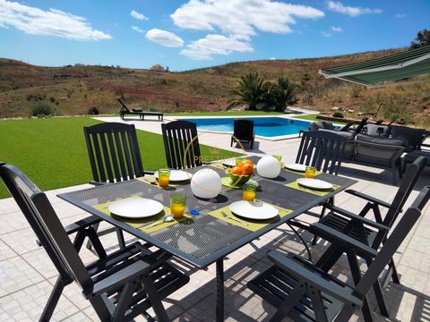 Located in Tavira. Spectacular 3 bedroom villa with pool and stunning views - Tavira - Holiday rentals Villa Prestige for Home is located in a quiet area, just a few minutes from Monte Rei Golf & Country Club, Tavira, where you can enjoy stunning sce...