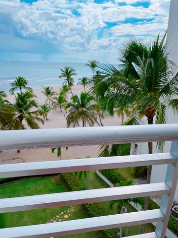 For sale Apartment First line beach 275-M2 Beachfront 3 Rooms 2.5 Bathrooms Furnishing Air conditioning 24 Hour Security Features: - Parking