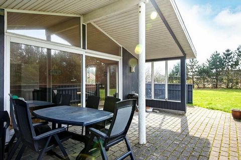 Holiday cottage located on a large and partly closed natural plot. Large living room with dining area and well-equipped open concept kitchen. 3 bedrooms, all have double beds, and a large bathroom with 2-person whirlpool and a shower cubicle. The lar...