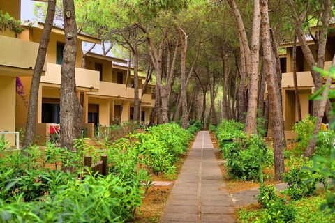 Nestled in the green vegetation, not far from the turquoise sea, you can experience a carefree holiday here. The holiday apartments are located in pretty two-story terraced houses, some with sea views, and bright furnishings. The resort offers everyt...