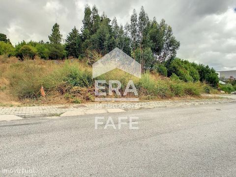 Plot of land with an area of 655m2: - is located in the Socorro allotment in a residential area, - close to the industrial zone, - two minutes from Fafe city centre, - has all the necessary infrastructure such as sanitation, piped gas and company wat...