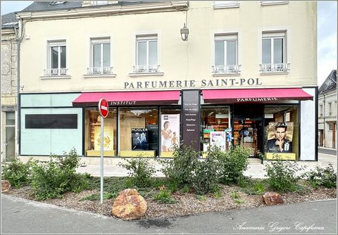 Au cur de Nogent-Le-Rotrou, sur la Place du Général Saint Pol, le fonds de commerce de la parfumerie locale est actuellement en vente. Bénéficiant d'un emplacement privilégié au sein d'une zone commerçante très fréquentée, cette entreprise profite d'...